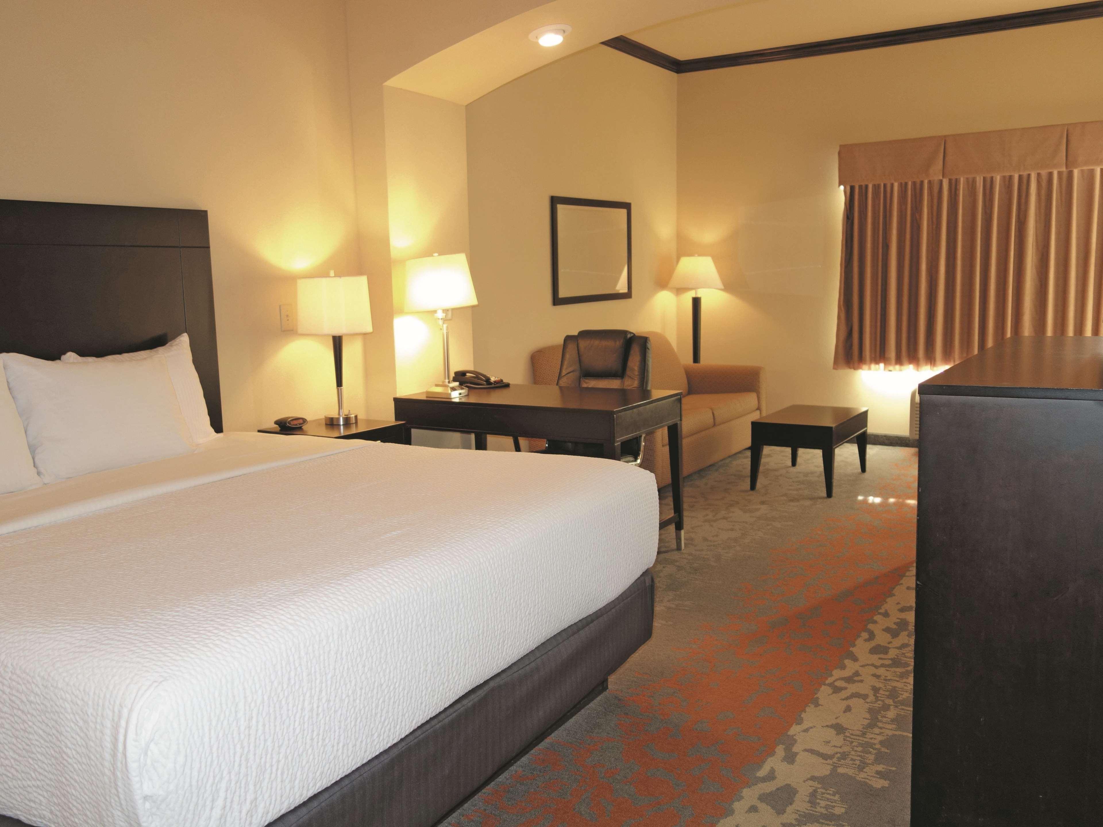 La Quinta By Wyndham Eastland Hotel Buitenkant foto
