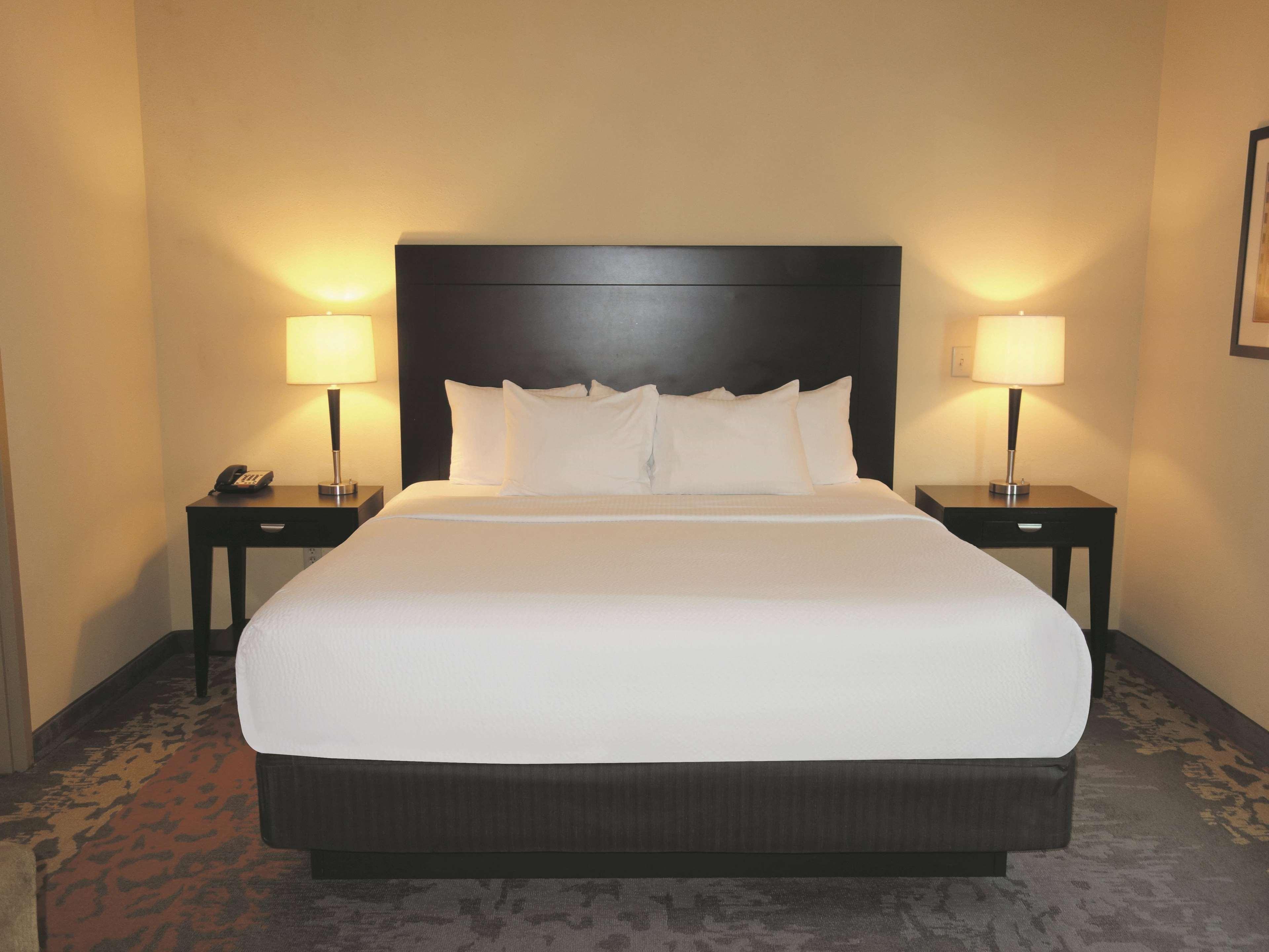 La Quinta By Wyndham Eastland Hotel Buitenkant foto