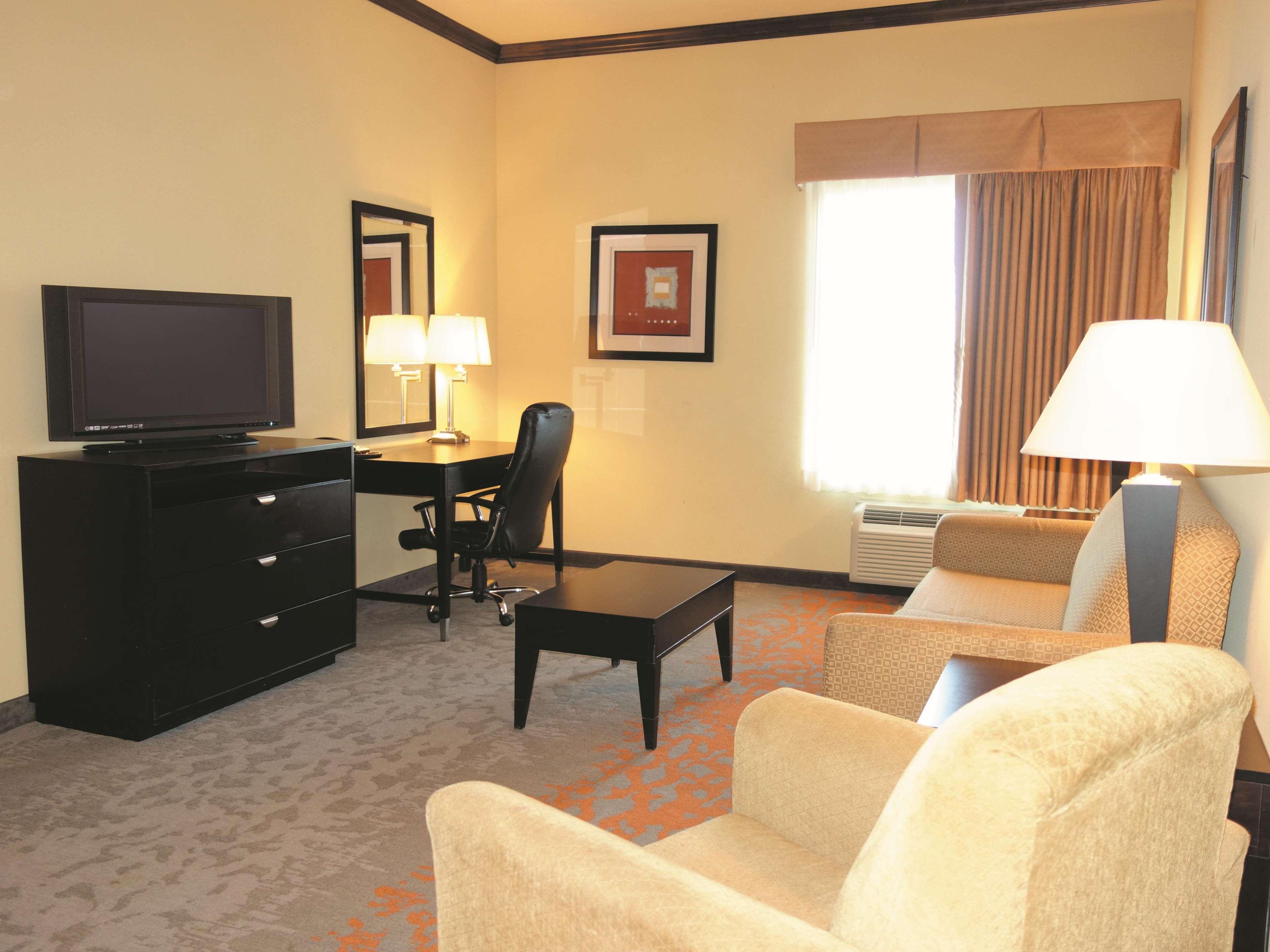 La Quinta By Wyndham Eastland Hotel Buitenkant foto
